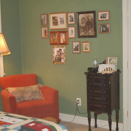 Haynes Bed And Breakfast 格林斯伯勒 外观 照片